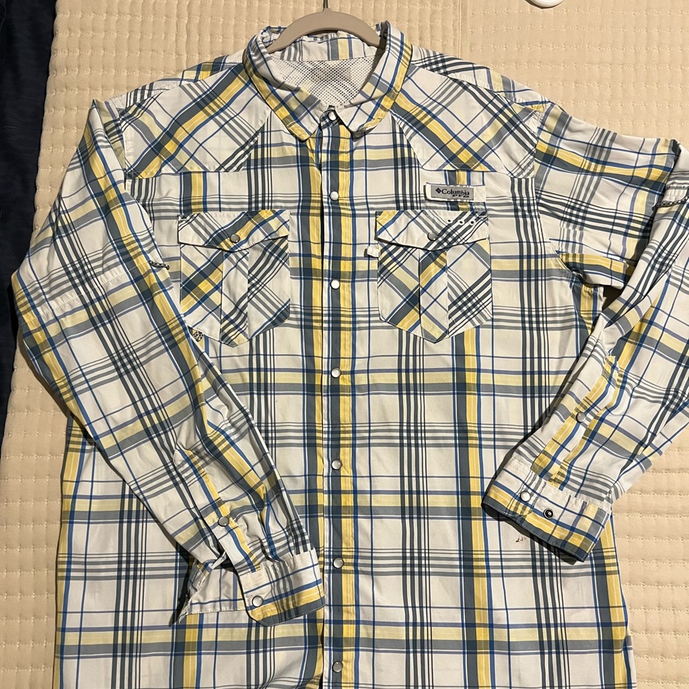 Men’s Columbia Shirt